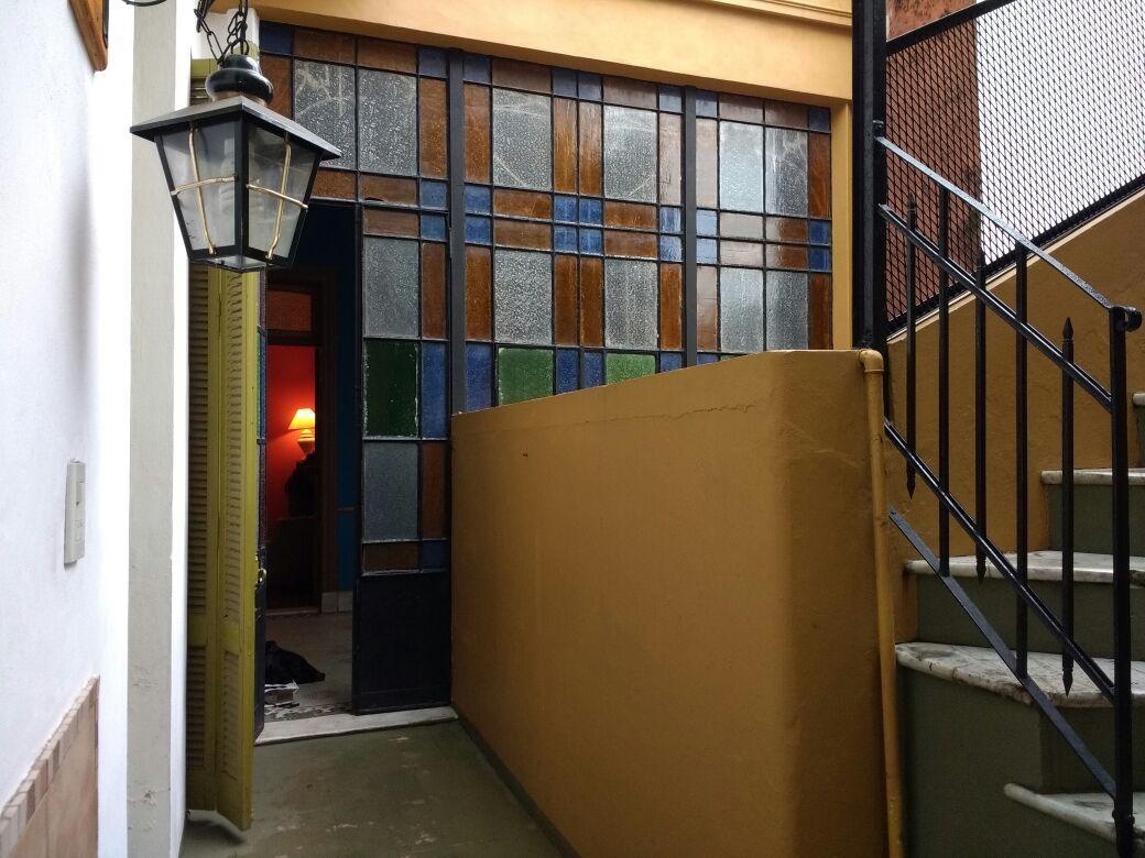 Brava Mansa Hostal *